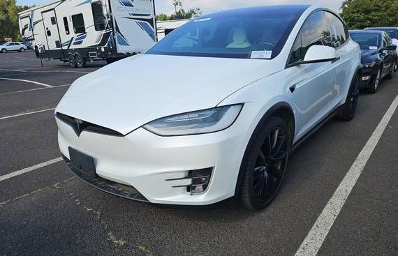 TESLA MODEL X 2019 5YJXCBE21KF211238 image TESLA MODEL X 2019 5YJXCBE21KF211238 image